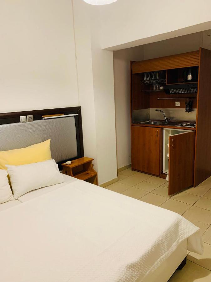Platon Hotel Neoi Poroi Exterior photo